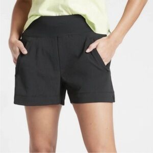 Athleta Trekkie North Shorts Women's Black Size 8